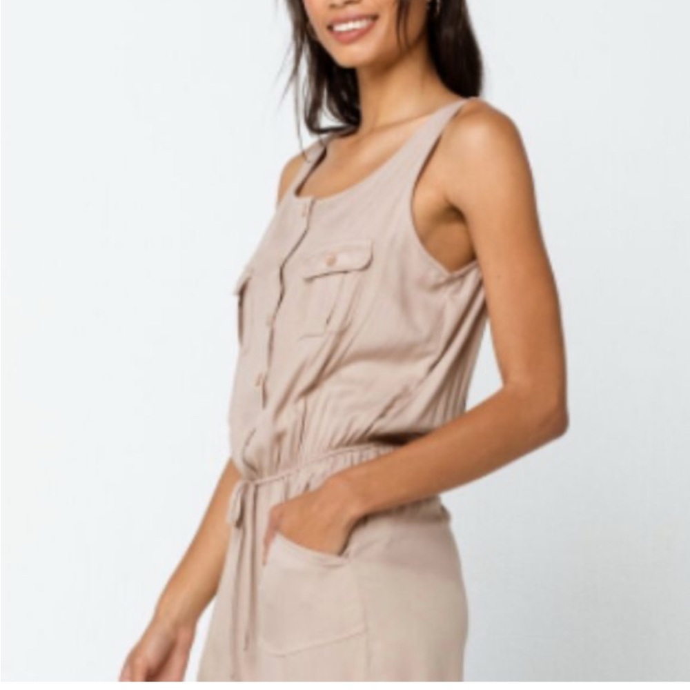 Ci Sono Light Tan Sleeveless Jumpsuit